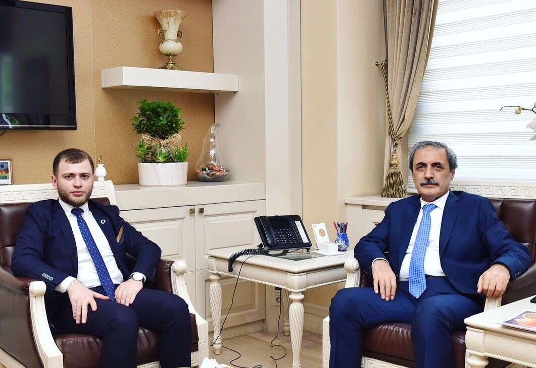 Türkiye İmam Hatipliler Birliği Genel Başkanı Muhammet Samet Akkaya, Yargıtay Başsavcısı Bekir Şahin’i ziyaret etti.