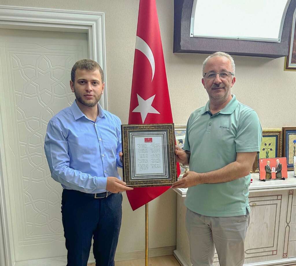 Türkiye İmam Hatipliler Birliği Genel Başkanı Muhammet Samet Akkaya, Cumhurbaşkanlığı Devlet Arşivleri Başkanı Prof. Dr. Uğur Ünal’ı ziyaret etti.