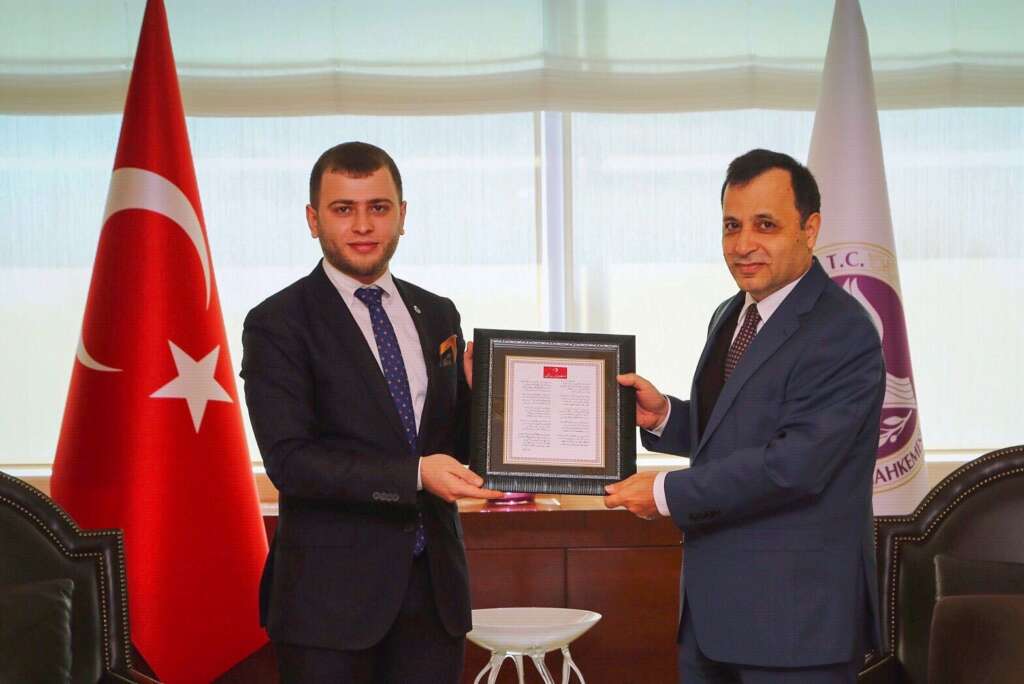 Türkiye İmam Hatipliler Birliği Genel Başkanı Muhammet Samet Akkaya, Anayasa Mahkemesi Başkanı Zühtü Arslan’ı ziyaret etti.