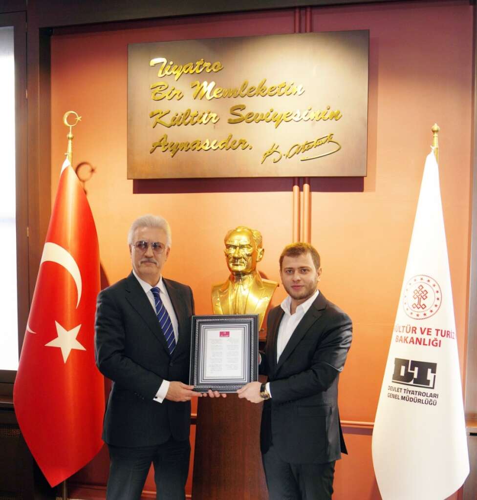 Devlet Tiyatroları Genel Müdürü Tamer Karadağlı’yı ziyaret