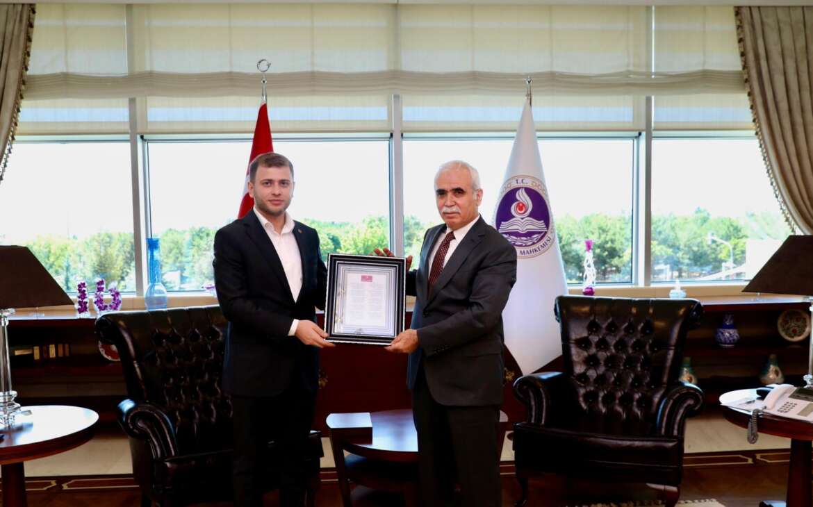 Türkiye İmam Hatipliler Birliği Genel Başkanı Muhammet Samet Akkaya, Anayasa Mahkemesi Başkanı Kadir Özkaya ile Görüştü