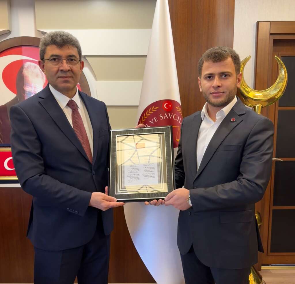 Türkiye İmam Hatiplileri Birliği Başkanı Muhammet Samet Akkaya, Hâkimler ve Savcılar Kurulu Başkanvekili Fuzuli Aydoğdu ile bir araya geldi.