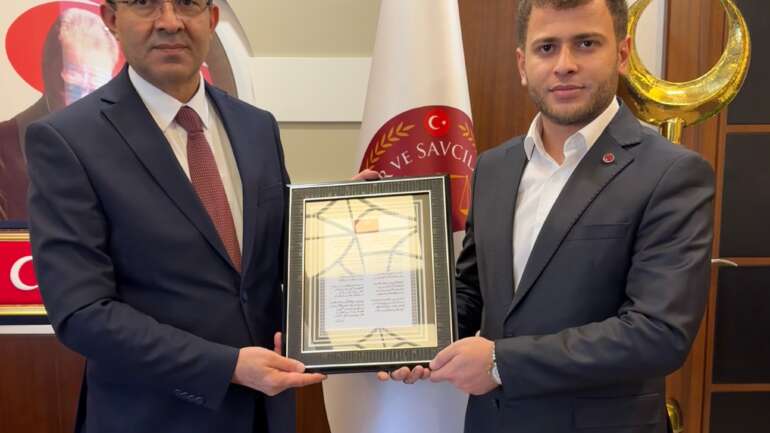 Türkiye İmam Hatiplileri Birliği Başkanı Muhammet Samet Akkaya, Hâkimler ve Savcılar Kurulu Başkanvekili Fuzuli Aydoğdu ile bir araya geldi.